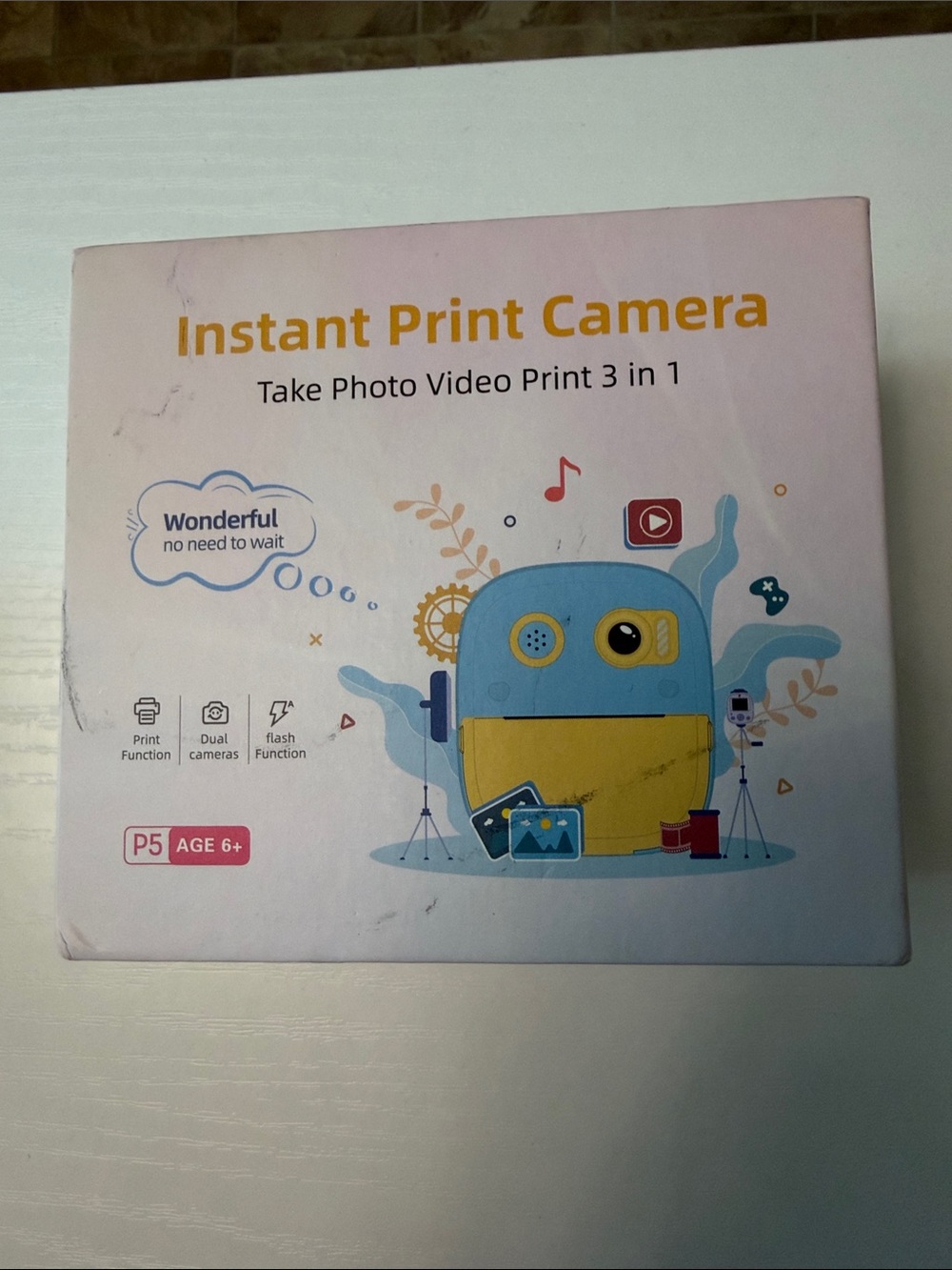 NWOT Instant Print Camera - In Pink